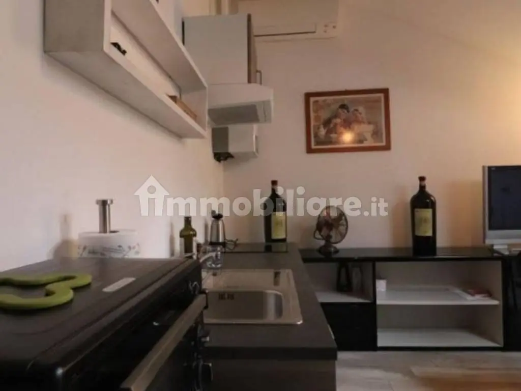 Trilocale ristrutturato, centro storico — foto 5