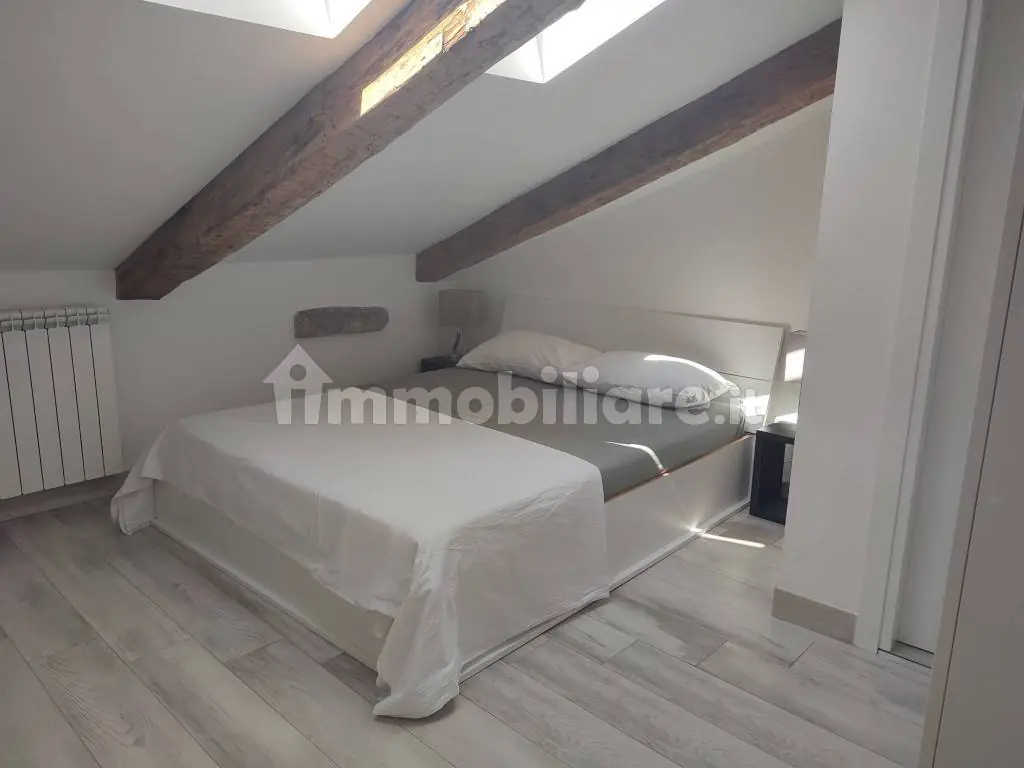 Trilocale ristrutturato, centro storico — foto 6